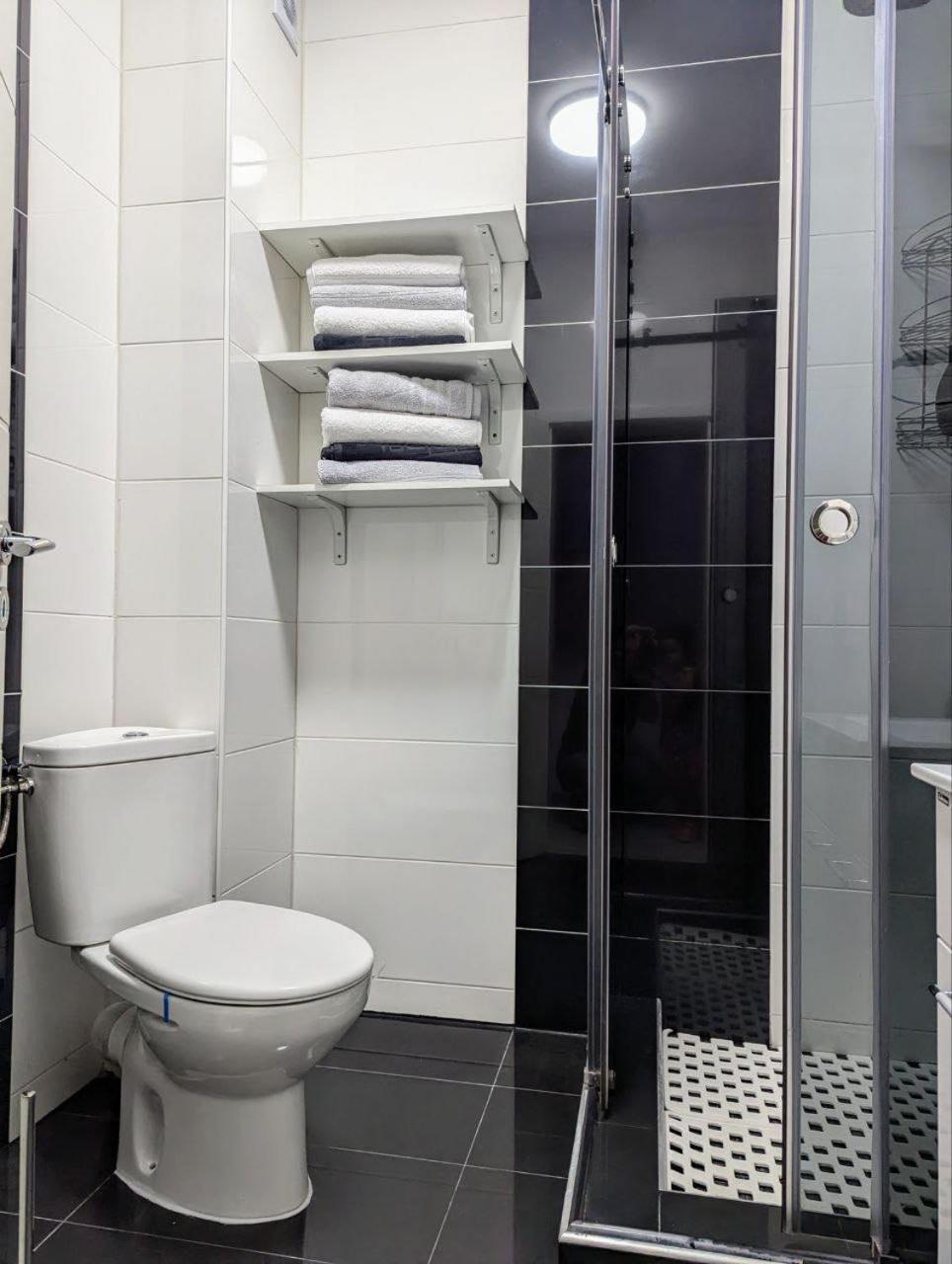 Gast Haus Apartment Sibiu Bagian luar foto