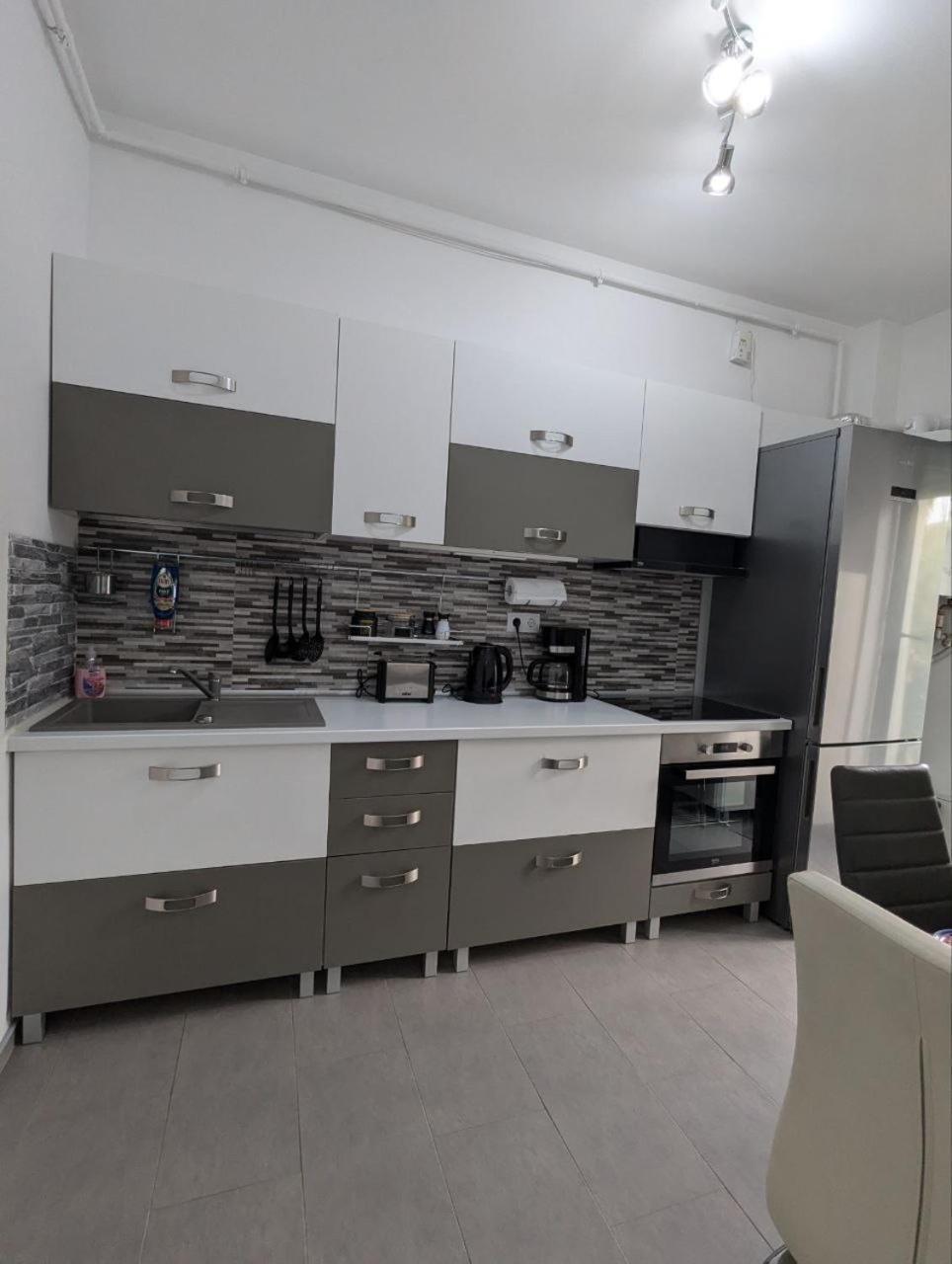 Gast Haus Apartment Sibiu Bagian luar foto