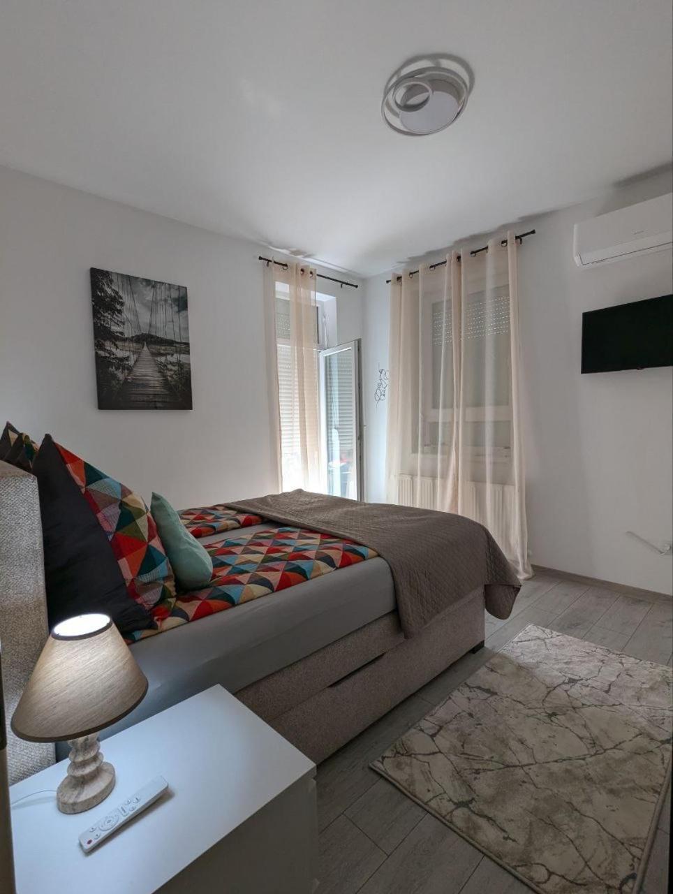 Gast Haus Apartment Sibiu Bagian luar foto