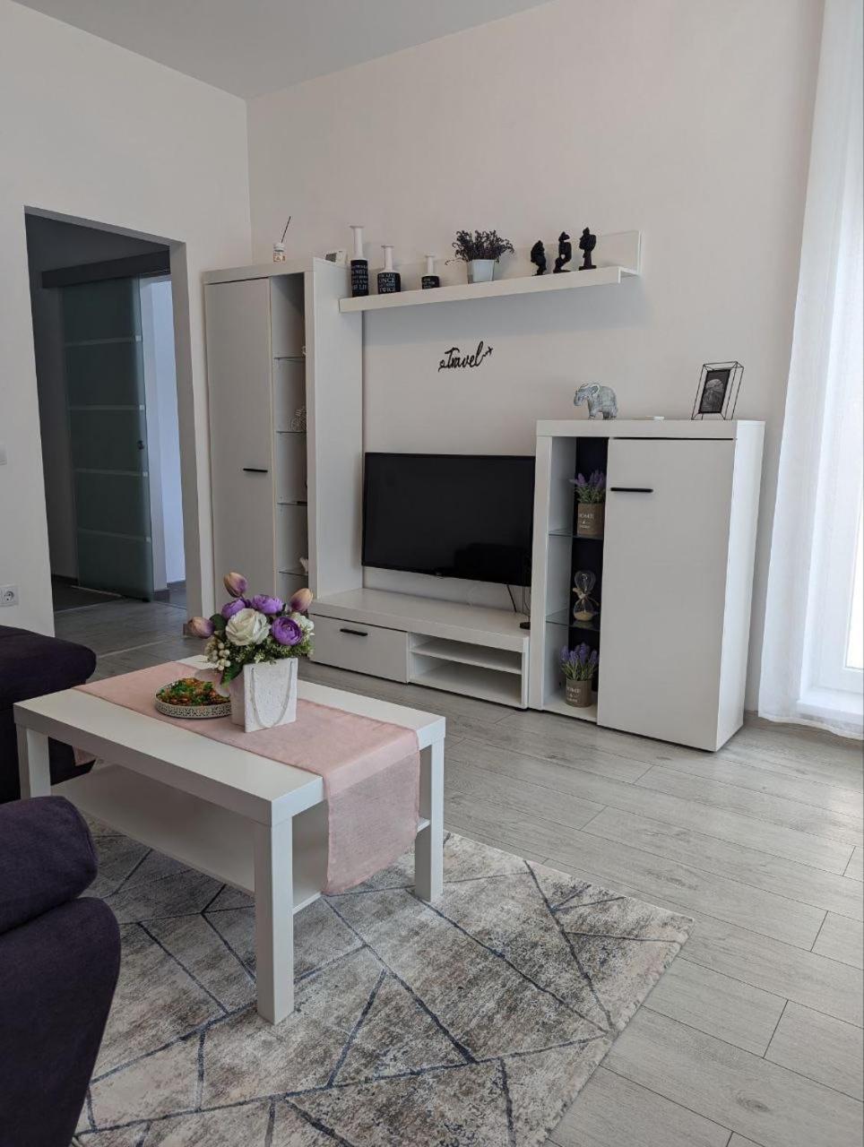 Gast Haus Apartment Sibiu Bagian luar foto