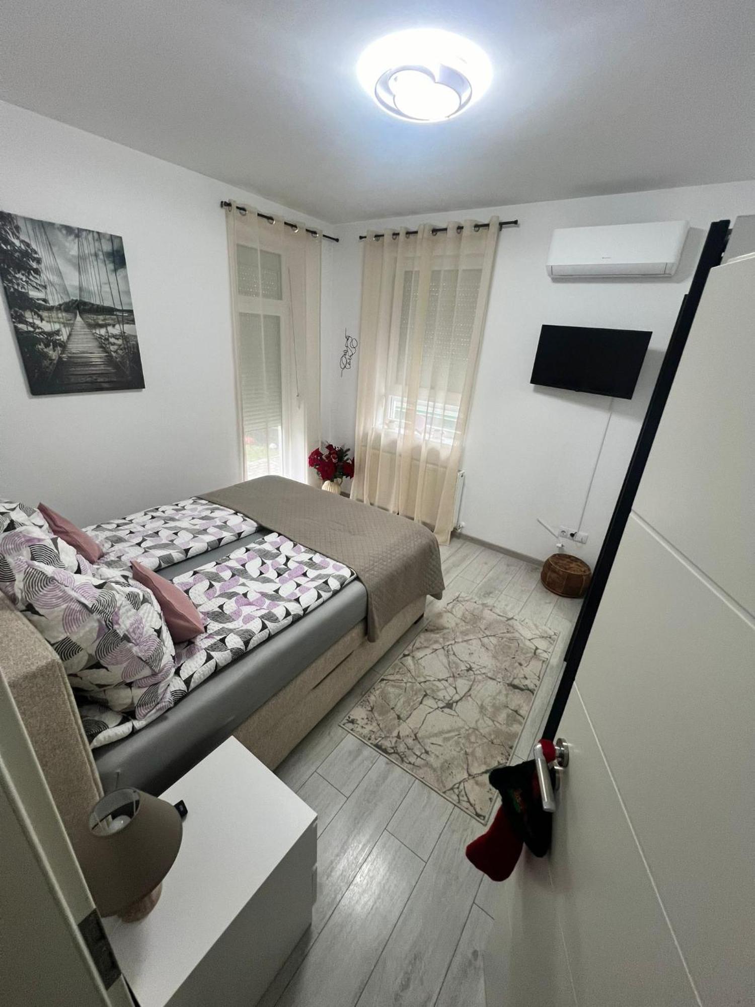 Gast Haus Apartment Sibiu Bagian luar foto
