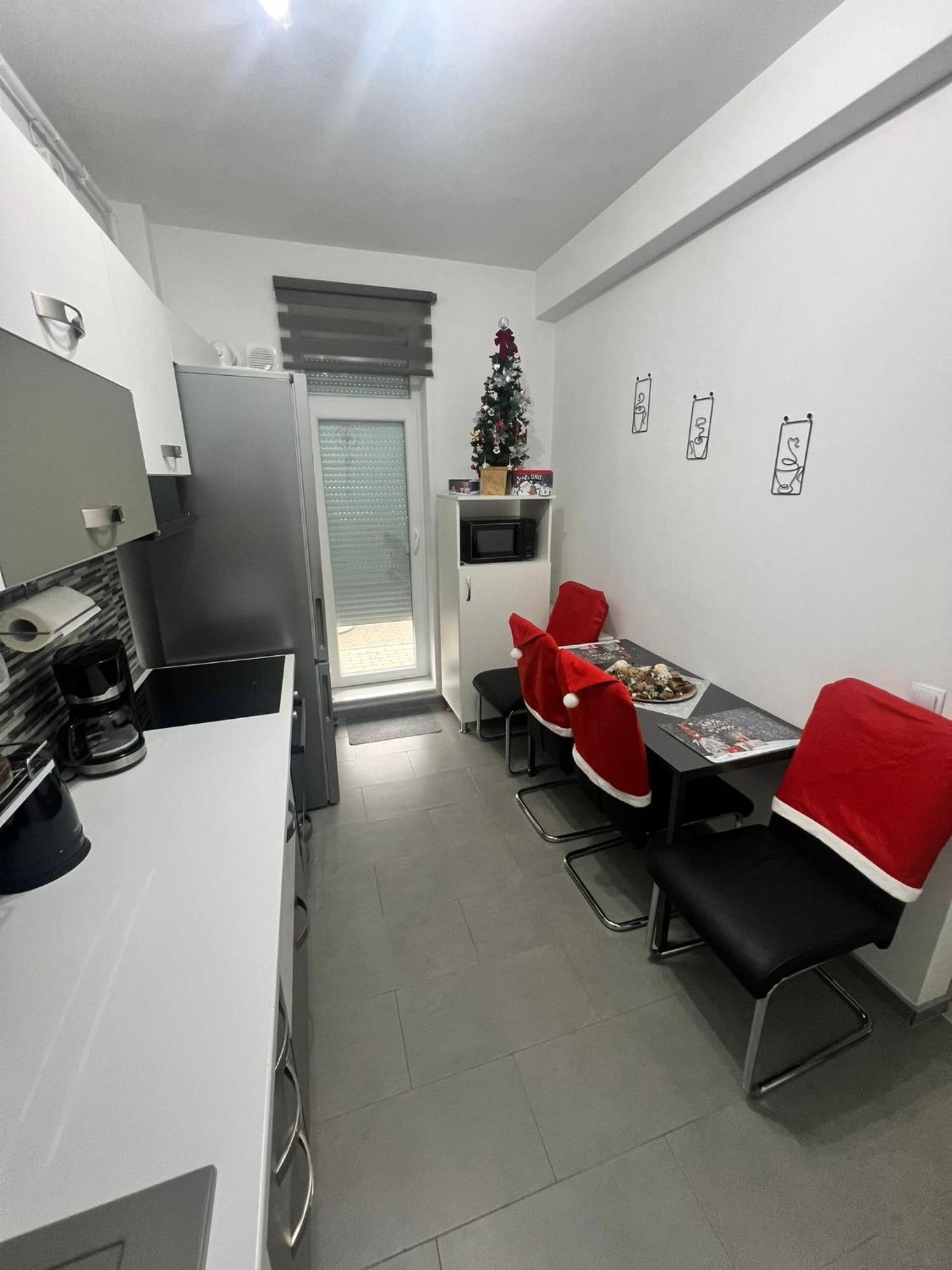 Gast Haus Apartment Sibiu Bagian luar foto